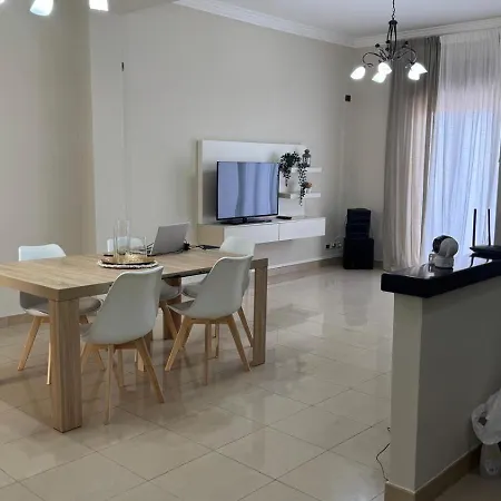 Elettra House * Anzio